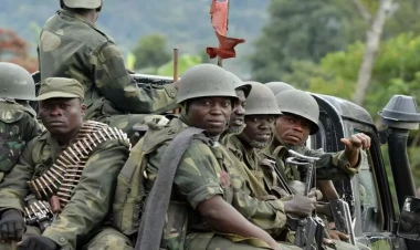 Konqoda təhlükəsizlik qüvvələri müxalifət liderinin evini mühasirəyə alıb