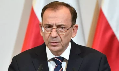 Polşanın keçmiş DİN rəhbəri Varşavada Prezident Sarayında saxlanılıb