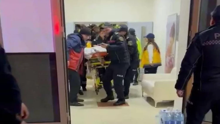 Bakıda polislər körpələri  belə xilas etdilər - FOTO