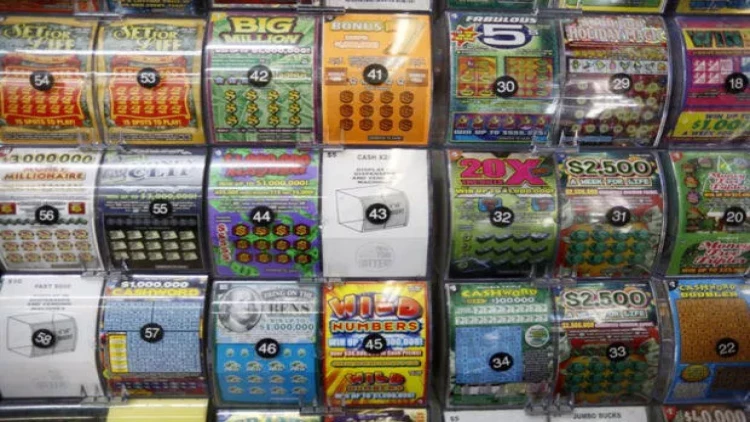 Zibil qutusundan dönən şans: lotereyadan külli miqdarda pul qazandı