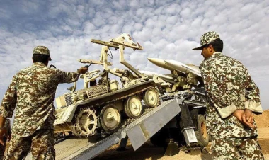 Bu, İranla İsrail arasında yeni müharibədir - Arakelyan