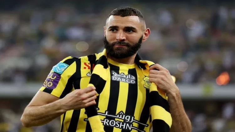 Benzema doğma klubuna qayıdır?