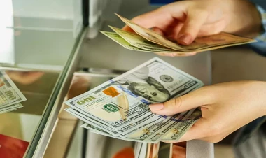 Dollar BAHALAŞDI - Bu ölkədə