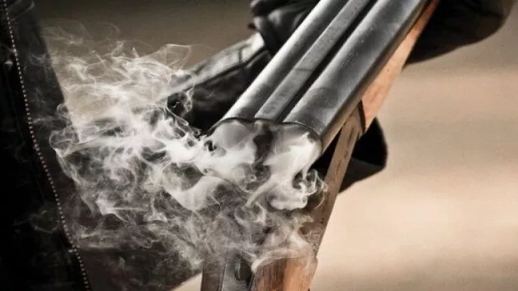 Naxçıvanda kişi özünü güllələdi