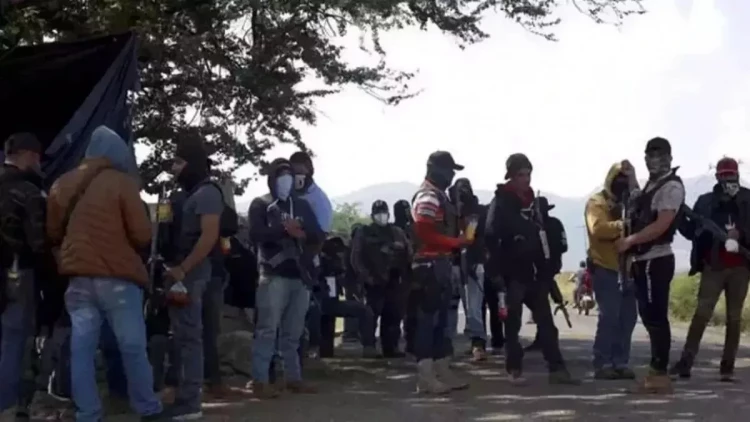 Silahlılar 36 miqrantı qaçırdılar