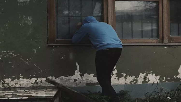 Oğurluq malı bilə-bilə almaq olar?