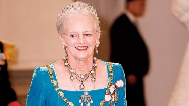 Kraliça taxtdan imtina edəcək