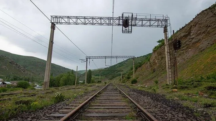 Ağdam-Xankəndi dəmir yolu xəttinin əhəmiyyəti - VİDEOMÜSAHİBƏ