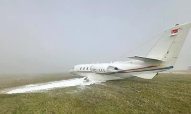 Şəxsi təyyarə qəza enişi etdi: hadisə yerinə... - FOTOLAR