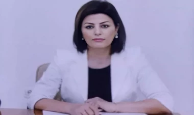 Səkinə Sadıxova işdən çıxarıldı