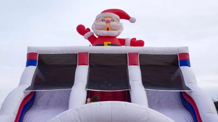 Bakı Yeni ili qarşılamağa hazırlaşır – FOTOlar