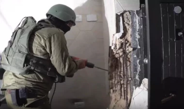 İsrail hərbiçiləri fələstinlilərin valyutadəyişmə məntəqələrinə basqın edib