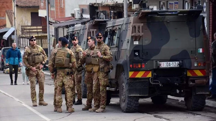 ABŞ NATO missiyası çərçivəsində Kosovoya əsgər göndərəcək
