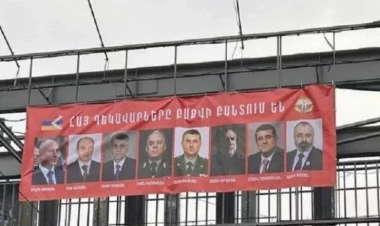 Araikgilin fotoları İrəvan divarlarından söküldü - FOTO