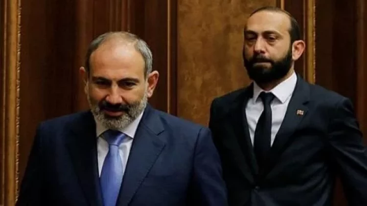 Mirzoyandan Paşinyanın Piterə getməsinə reaksiya