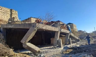 Qanunsuz tikili söküldü - VİDEO