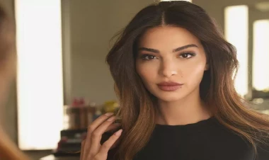 Çılpaq şəkilləri ilə şantaj olunan aktrisadan hicablı FOTOlar