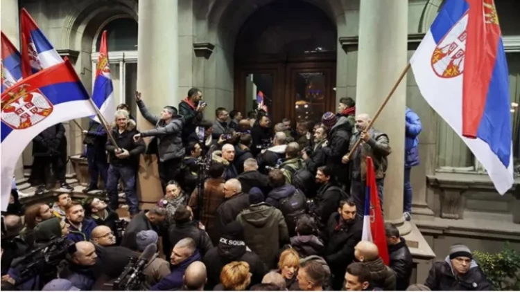 Qərbin birtərəfli və zorakı siyasəti regionu xaosa sürükləyir - ŞƏRH