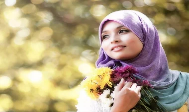 O kəs ki, namaz qılır, amma hicaba riayət etmir – möminə sayılırmı?