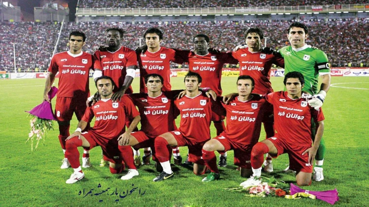 “Traktor” oyunçularına oyun zamanı butulka atıldı