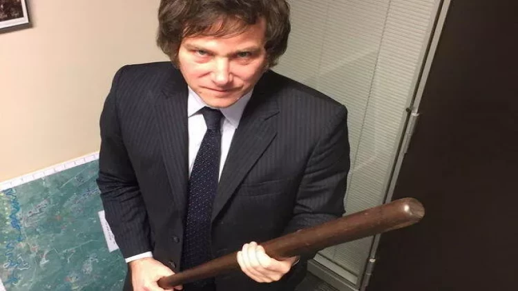 Argentina prezidenti xalqını əvvəl təbrik elədi, sonra...  - FOTO