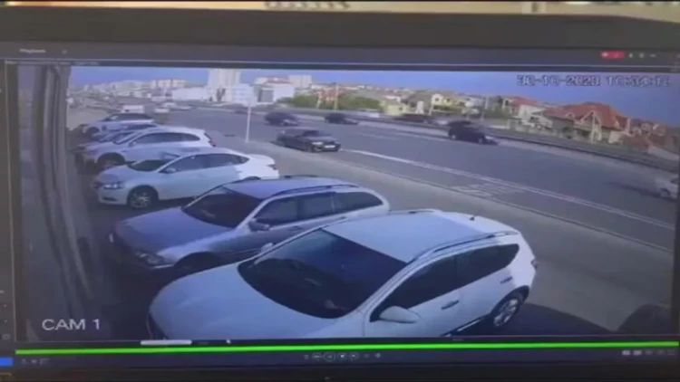 Sumqayıt yolunda baş verən dəhşətli qəzanın görüntüləri - VİDEO