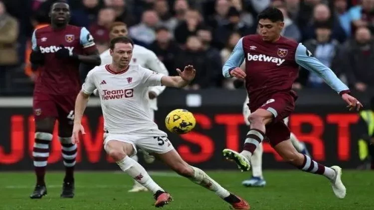 “Mançester Yunayted” 93 ildən sonra ən pis nəticəyə imza atdı