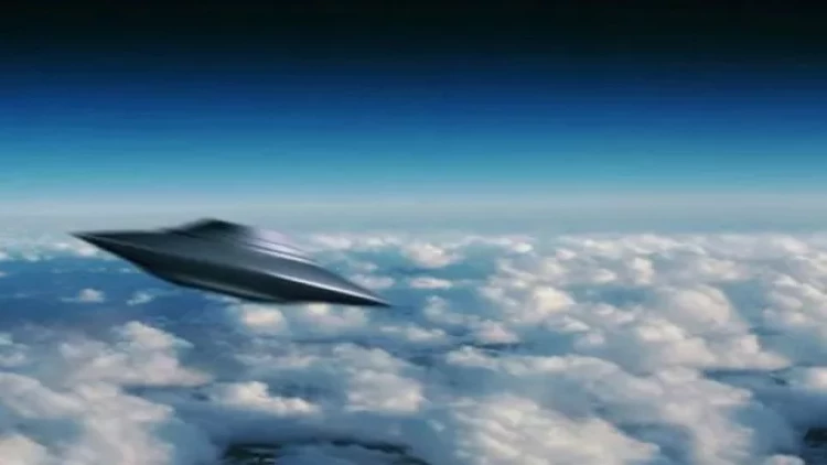 ABŞ Prezidentinin təyyarəsi yaxınlığında UNO göründü