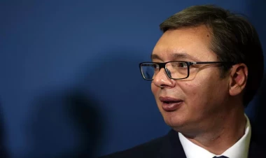 Serbiyada inqilab baş verir?