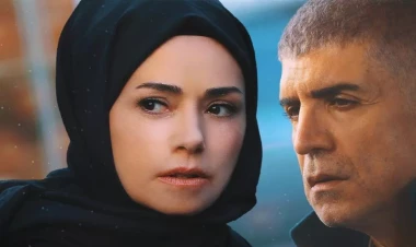 Serialın küçə afişalarının 