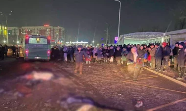 Qazaxıstanda avtobus piyadaları vurdu: Ölənlər və yaralananlar var