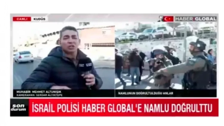 İsrail polisi Qüdsdə “Haber Global”ın əməkdaşlarına silah tuşlayıb