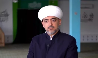 Rusiyada prezidentliyə iddialı Anar Ramazanov kimdir? - Dosye