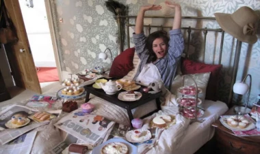 Yataqda yemək yeyirsinizsə, DİQQƏTLİ OLUN