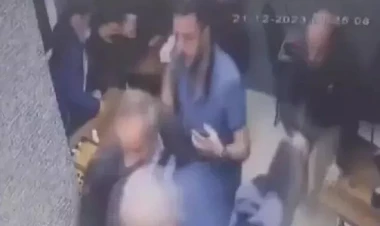 Türkiyədə matç zamanı zəlzələ anı... -  VİDEO