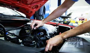 Vilayət Eyvazov avtomobillərin texniki baxışı ilə bağlı dəyişiklikləri təsdiqlədi