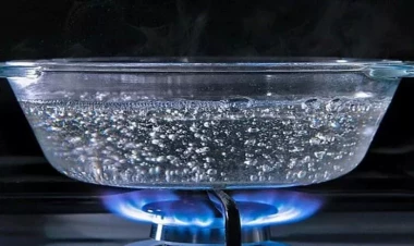 Qaynanmış su sağlamlıq üçün TƏHLÜKƏLİDİR?