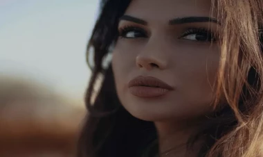 Özünə gələn bloger Asyanın son halı - FOTO