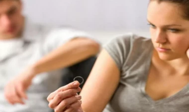 Boşanmaların əsas səbəbləri bunlardır