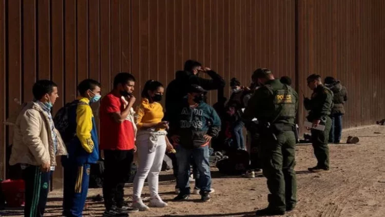 Meksikadan ABŞ-yə keçməyə cəhd edən miqrantların sayı rekord həddə çatdı
