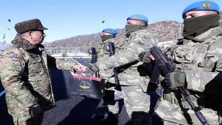 Zakir Həsənov Laçında hərbi qulluqçularla görüşdü - VİDEO - FOTO