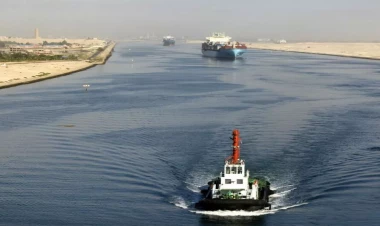 Enerji şirkətləri Qırmızı dənizlə neft tranzitini dayandırır