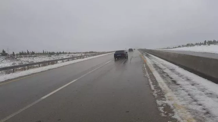 Rayonlara qar yağıb: yollarda vəziyyət necədir?