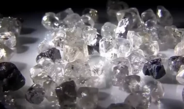 Hindistan almaz idxalına qoyulan qadağanı ləğv etdi