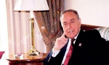 Heydər Əliyevin Kremldəki köməkçisi: Son iş günündə mənə dedi ki... - VİDEO