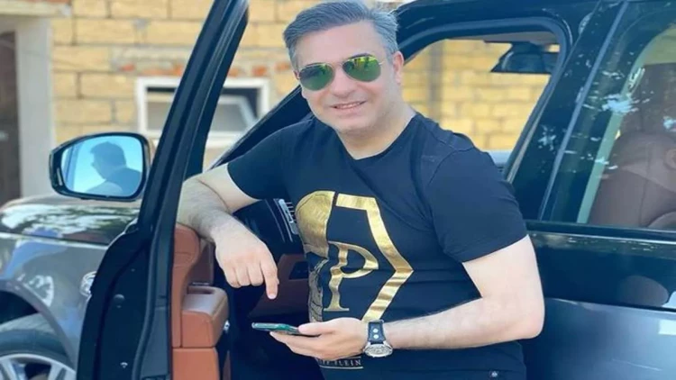 Qaydaları pozan müğənni belə cəzalandırıldı