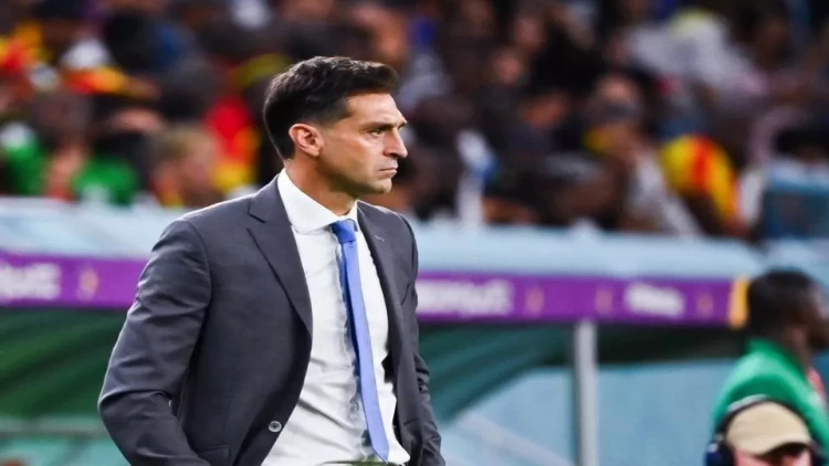 Sevilya baş məşqçisini qovdu