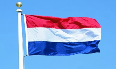 Niderland Bolqarıstanla bağlı etirazını geri götürdü