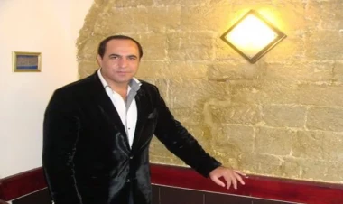 Toyda Manaf Ağayevin mikrofonu söndü, vəziyyətdən belə çıxdı – VİDEO