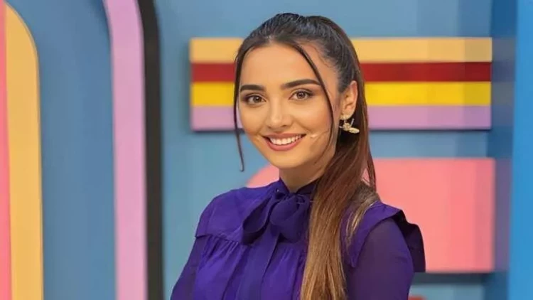 Aparıcı Kəmalə Piriyevanın geyimi gündəm oldu - FOTO